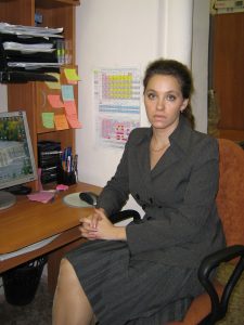 Голубева О.Ю., к.х.н., ведущий научный сотрудник т.раб. (812)3252111 е-mail: olga_isc@mail.ru, golubeva@isc.nw.ru